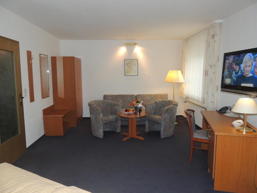 Hotel-Restaurant Zum Roeddenberg Osterode am Harz Стая снимка